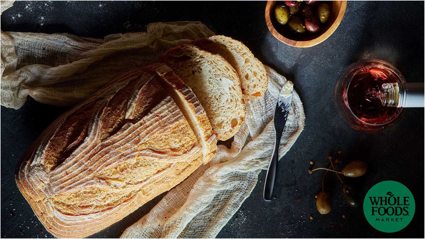 Whole_Foods_Bread_Wine_L_Service